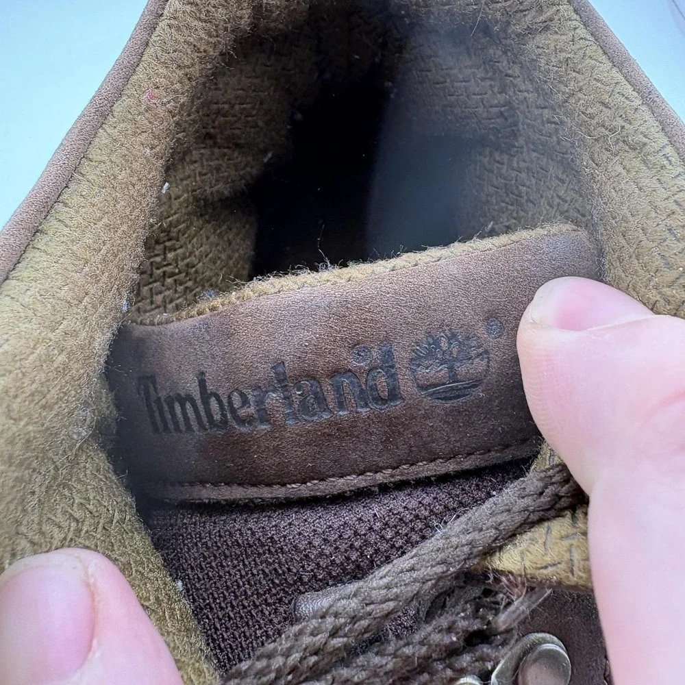 Timberland Boots Mens 9.5 Brown Leather Chukka Lug Sole EU 43 Casual Outdoors